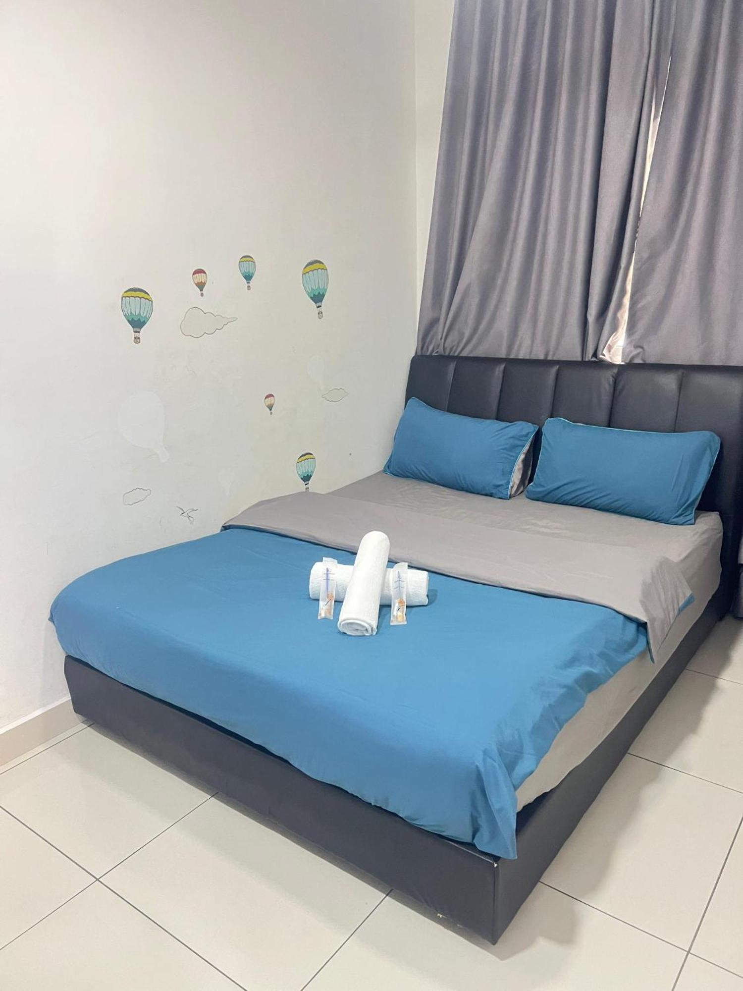 Residences At Daya By Sr Home Джохор Бахру Екстериор снимка