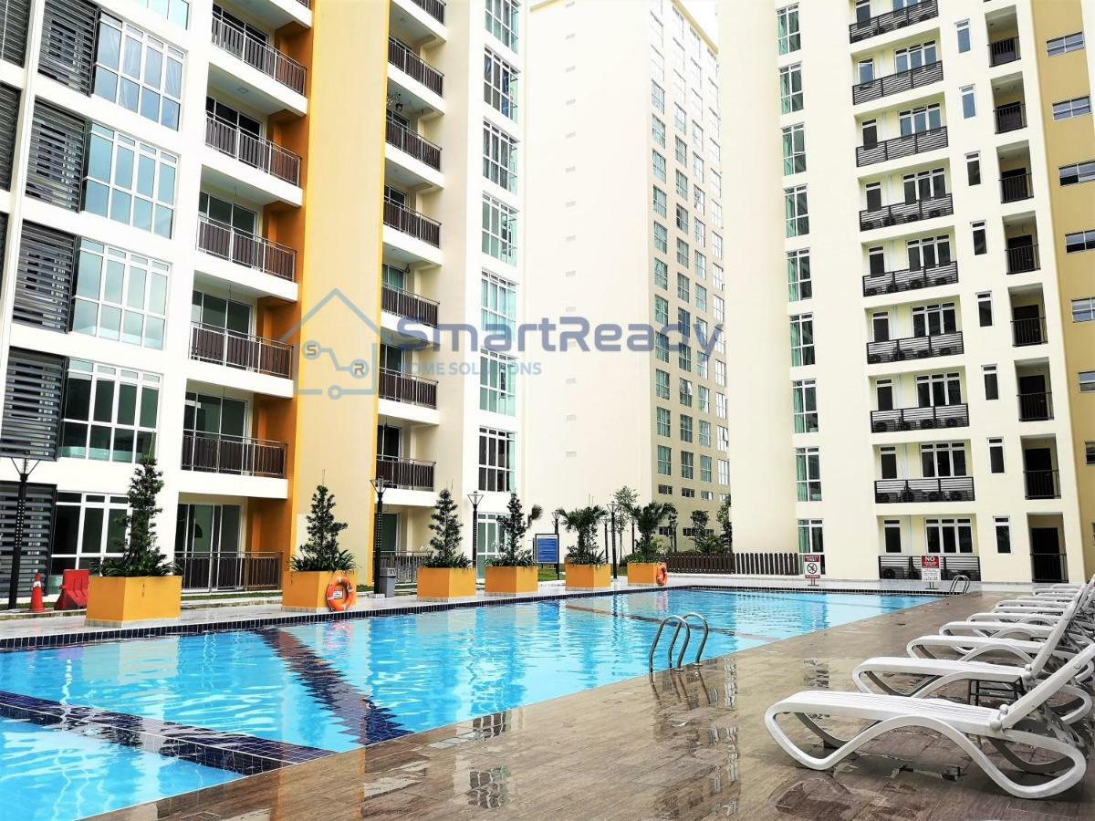Residences At Daya By Sr Home Джохор Бахру Екстериор снимка