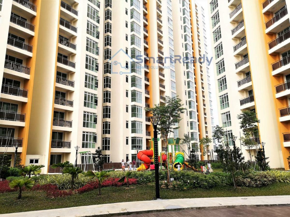 Residences At Daya By Sr Home Джохор Бахру Екстериор снимка