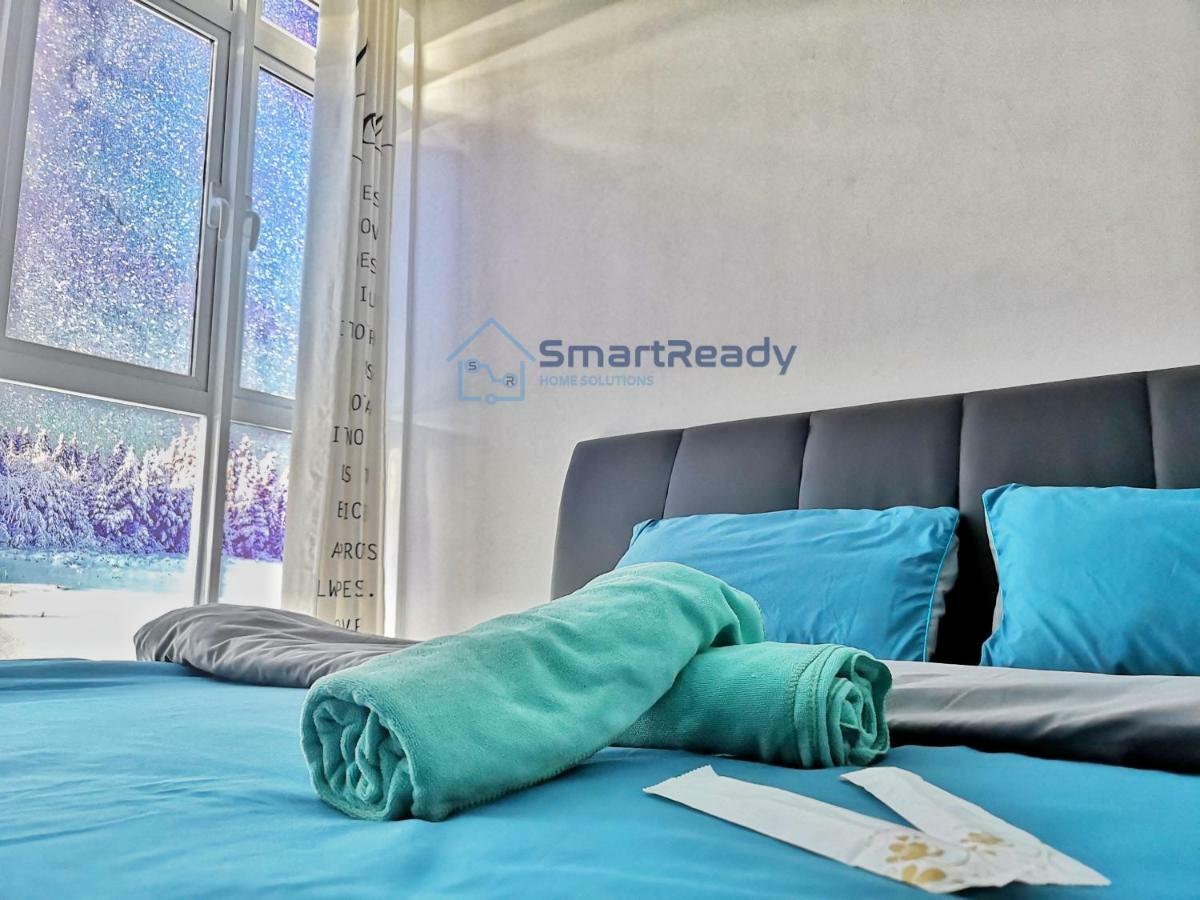 Residences At Daya By Sr Home Джохор Бахру Екстериор снимка
