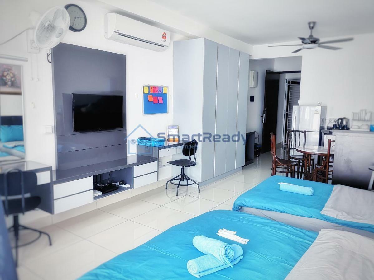 Residences At Daya By Sr Home Джохор Бахру Екстериор снимка